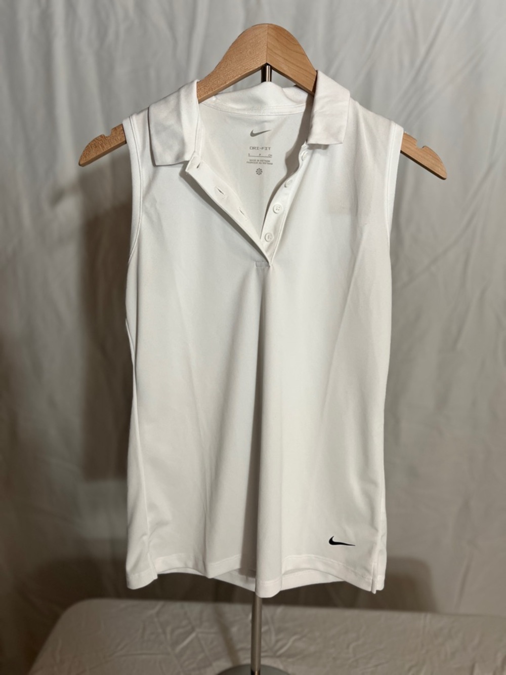 Nike Women’s White Sleeveless Dri-FIT Polo Tank